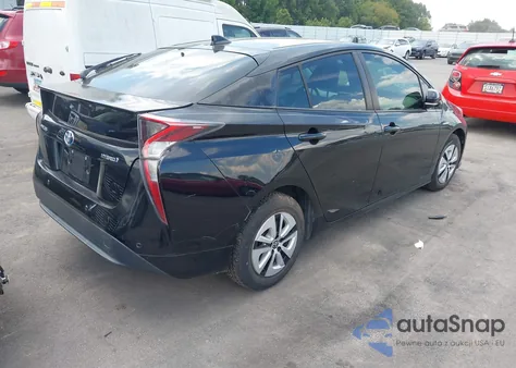 2018 Toyota Prius Three из США, поврежденный, VIN JTDKARFU5J3059176